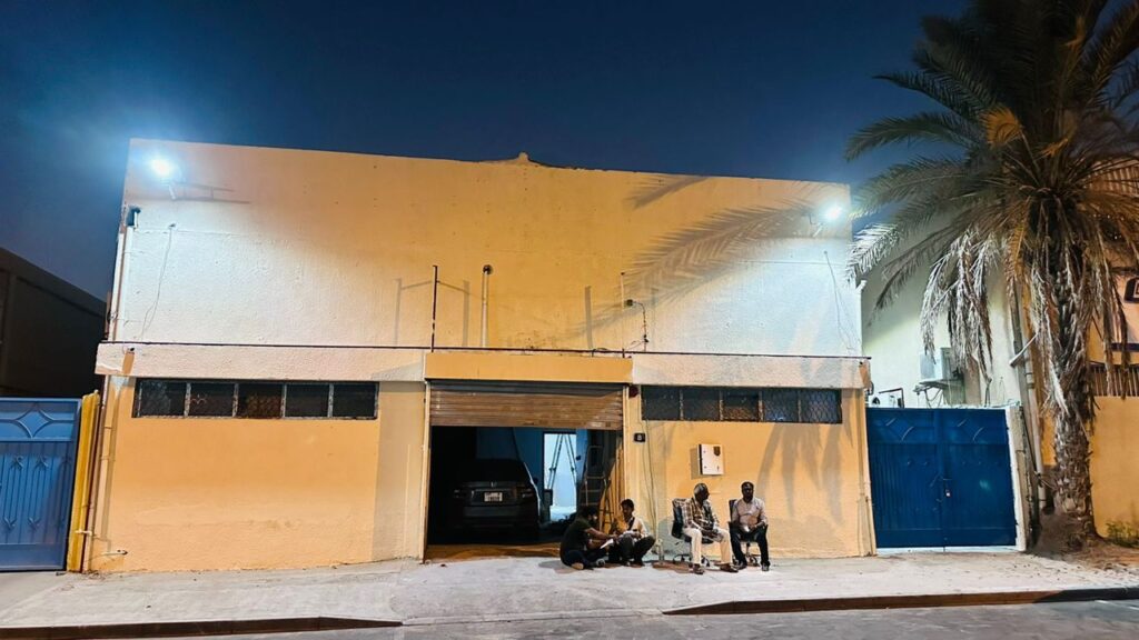 چراغ صنعتی خورشیدی ۲۰۰ متری نورآنی 2